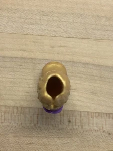 Monster High Clawdeen Wolf Save Frankie Muñeca Derecha Botín Bota Zapato Dorado Púrpura - Imagen 1 de 5