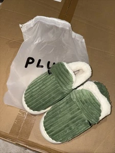 Pluffi Cozy Stylish Slipper Booties Winter Fuzzy Green 6-7 US Size 38-39 - Picture 1 of 5