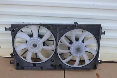 Toyota Corolla 2020-2022 sedán 1,8 L 2zrfxe híbrido radiador ventilador de refrigeración motor OEM Foto 1 de 4