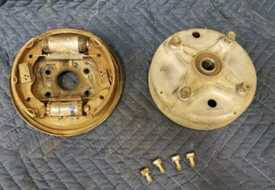 Honda Fourtrax Trx200 84 Brake Backing Plate RIGHT Front DRUM Trx 200 1984 Oem - Image 1 of 4