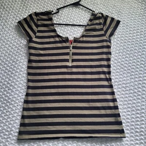 Guess Shirt Women's Size X Large Green/ Black Striped Short Sleeve W/zipper - Picture 1 of 9