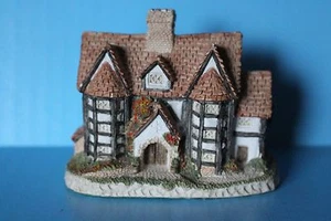 SHIREHALL BY DAVID WINTER HAND MADE AND HAND PAINTED GREAT HAMPSHIRE BRITAIN1985 - Picture 1 of 6