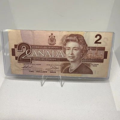 Canadian 2 Dollar Bank Note - 1986 - Large B Small B Serial - REALLY RARE - Image 1 of 4