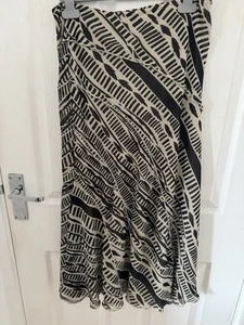 PER UNA Ladies Flare Flippy Skirt Cream Printed Lined Boho Hippie Gypsy Size 10r - Picture 1 of 7