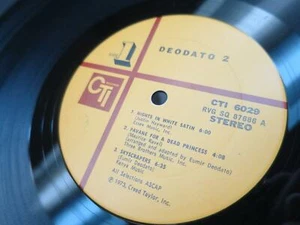 Blue Oyster Cult: On Your Feet Or On Your Knees (strongVG++ 1975 Columbia US)2LP - Picture 1 of 1