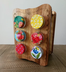 Pioneer Woman Wood Spice Rack with 6 Glass Shaker Jars Colorful Lids Floral - Picture 1 of 12