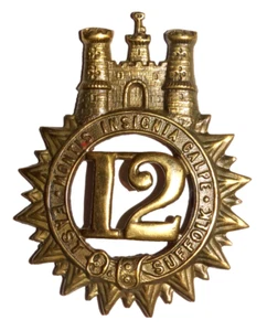 BRITISH MILITARY CAP BADGES, The 12th East Suffolk Regiment of Foot 1874-1881 - Imagen 1 de 2