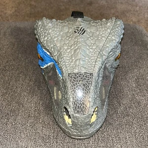 Máscara de juguete Jurassic World Chomp n Roar Velociraptor azul probada funciona bien suena - Imagen 1 de 4