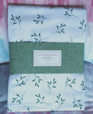 SOPHIE CONRAN Portmeirion Mistletoe TABLE CLOTH 140x180cm White BRAND NEW!! - Image 1 of 3