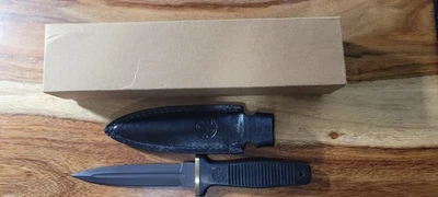 Винтажный сапожный нож Smith & Wesson с черным лезвием 6051 с оригинальной коробкой и ножнами - Изображение 1 из 4