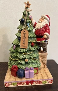 Enesco Jim Shore Heartwood Creek Santa Decorating The Christmas Tree Figurine - Picture 1 of 7