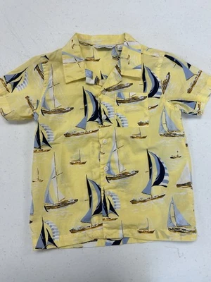 Janie and Jack Niños Talla 4 Veleros Amarillos Algodón Botones Manga Corta Usados en Excelente Condición Foto 1 de 4