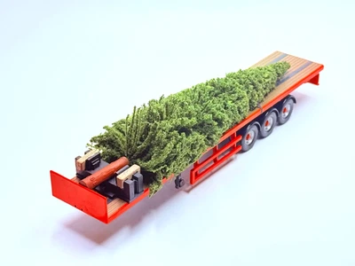 CORGI TRI-AXLE FLATBED TRAILER WITH TREE LOAD CC13422 1:50 - Image 1 of 4