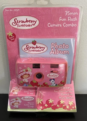 Strawberry Shortcake 35mm Fun Flash Camera Combo with Photo Album Cover