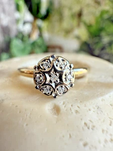 Ladies ESTATE 10k Yellow Gold NATURAL Diamond Ring band - Picture 1 of 7
