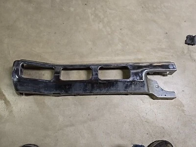 Parachoques trasero Chevy Impala 1969 lado del conductor  Foto 1 de 4