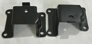 FORD XR XT XW XY FALCON ZA ZB ZC ZD FAIRLANE V8 351 302 ENGINE MOUNT PLATES - Picture 1 of 1