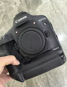 Canon EOS 1D X Mark II Digital SLR Camera Black Body Only (Preowned) - Picture 1 of 1