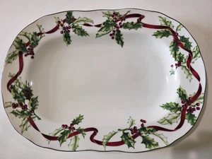 Charter Club Winter Garland 14-1/4" Oval Serving Platter Red Ribbon Berries - Picture 1 of 4