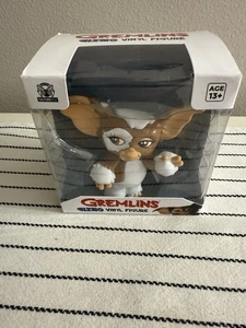 Gremlins Culture Fly Vinyl Figure Mogwai Gizmo 3" VINYL FIGURE. New IN BOX - Picture 1 of 6