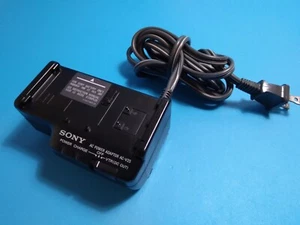 Sony AC-V25A AC Power Adapter/Battery Charger For Camcorder Handycam - Picture 1 of 5