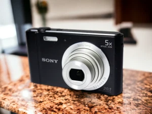 Black Sony Cybershot DSC-W800 - 20.1MP, 5x Zoom, Excellent Condition - Picture 1 of 10
