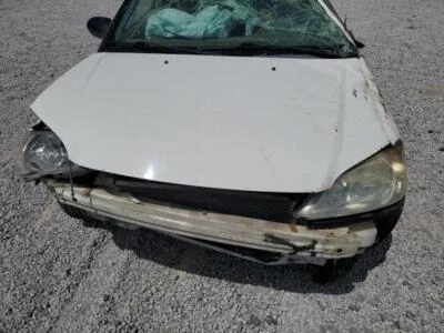 Conjunto de filtro de aire usado se adapta a: Honda Civic 2005 CPE grado A Foto 1 de 4