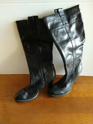 Botas altas de cuero negras Marc Fisher talla 7,5 Foto 1 de 4