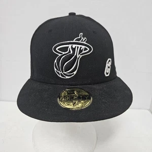 Gorra ajustada Miami Heat para hombre 7 5/8 negra NBA baloncesto LeBron 6 New Era - Imagen 1 de 8