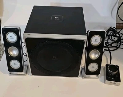 Logitech Z4 Computer Lautsprecher. 2.1 Multimedia Lautsprecher. Super Sound! - Bild 1 von 4