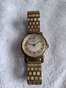 Vintage Accurist 1940s Mens Watch Swiss Made 15 Jewels In BWC Case - Picture 1 of 5