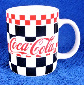 (4) 1996 Gibson Ceramic COCA COLA Checkered Mugs - Picture 1 of 2