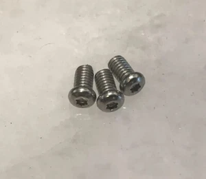 Tornillos de acero inoxidable para cuchillo Spyderco ambicioso clip de bolsillo persistencia T6 Torx - Imagen 1 de 6