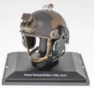 SEMH03 Chase Tactical Striker, USA, 2017 - Miniature 1/5th Scale Model Helmet - Picture 1 of 4