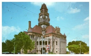 WISE COUNTY COURTHOUSE Decatur, Texas TX - Postcard - Picture 1 of 2