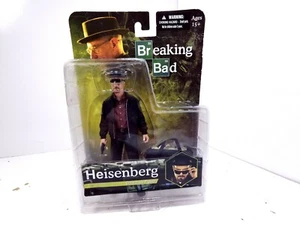 Figura de acción Mezco Breaking Bad Heisenberg Walter White 6" NUEVA - Imagen 1 de 10