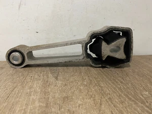 LANDROVER DISCOVERY SPORT L550 ENGINE MOUNT SUPPORT BRACKET 6G92-6P082-GC - Picture 1 of 2