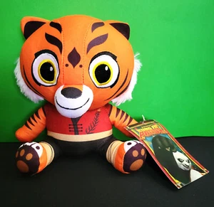 Kung Fu Panda sitzendes Baby Tigerin Plüschtier 6 Zoll Stofftier Dreamworks Spielzeug NEU - Bild 1 von 4
