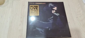 NEIL YOUNG - YOUNG SHAKESPEARE (LP SIGILLATO GATEFOLD REPRISE RECORDS 2021) - Foto 1 di 3