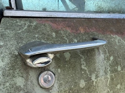 Buick Riviera 1963 1964 1965 pasajero manija de puerta exterior derecha Foto 1 de 3