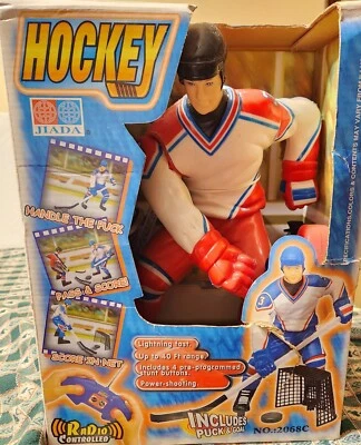 Remote Controlled Hockey Player 49Mhz Totally Extreme 1999 WowWee - Image 1 of 4