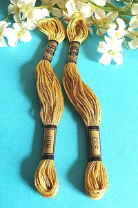 091A/ Beautiful Lot Of 2 DMC Floss Skeins No. 25 Beige Green No. 833 - Picture 1 of 3