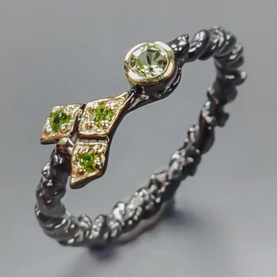 Jewellery Natural Peridot Ring 925 Sterling Silver Size 5 /R437704 - Image 1 of 4
