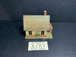 LIONEL VORKRIEG SPUR O 184A-1 WEISSBLECH BELEUCHTETER BUNGALOW - FUNKTIONIERT - Bild 1 von 5