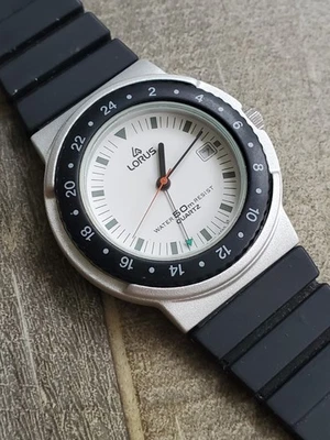 MUY RARO Reloj de Cuarzo Lorus Sports GMT Años 90 Para Hombre Esfera Blanca 50m WR Ref. RQQ003 Foto 1 de 4