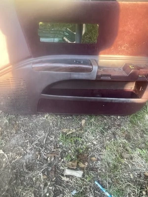 Paneles de puerta clásicos Chevrolet Caprice 91-93 Foto 1 de 4