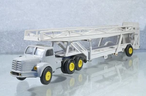 BK316 Ancien Norev 1:43 Tracteur Berliet TBO 15 Porte Voitures plastique #7 A/- - Foto 1 di 3