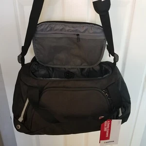 SWISSGEAR WENGER Travel Duffle Bag with WB Logo, Black 19" Carry-On, Gym Bag Zip - Picture 1 of 24