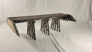 EH5041: 64' Pile Trestle Wood Kit - Southern Pacific 2 Bay  5 Leg - O Scale NIB - Picture 1 of 2
