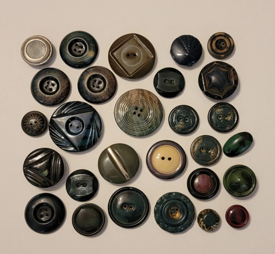 Lote de botones de celuloide vintage Art Deco apretados y tapa de burbujas azul rojo verde... Foto 1 de 4